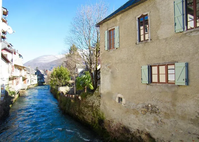 Les Deux Rives